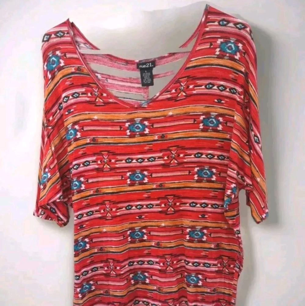 Rue 21 Top Womens Size L Short Raglan Sleeve Pullover Southwestern Burnt Orange